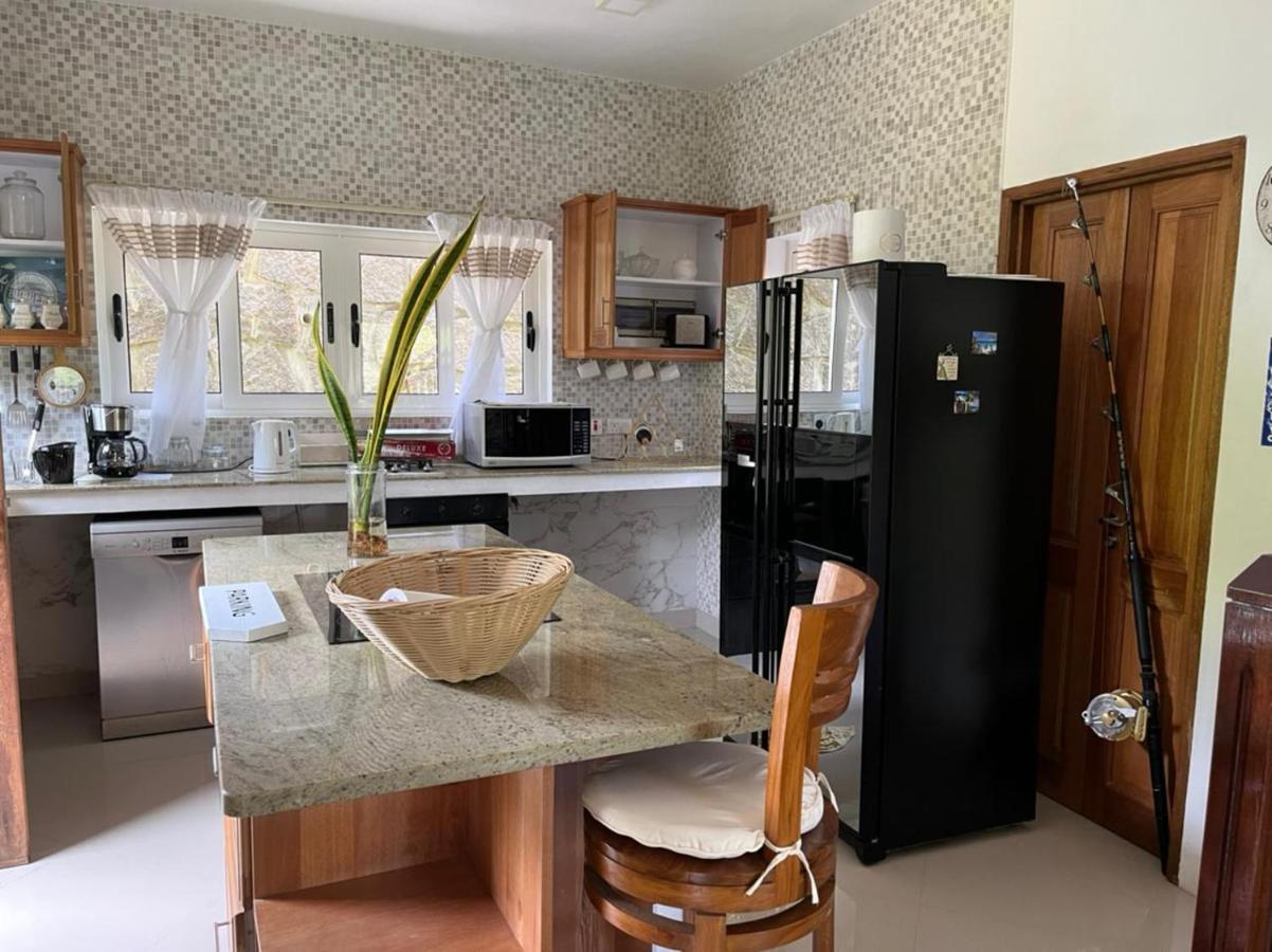 South Hill Villa Anse Royale Ngoại thất bức ảnh