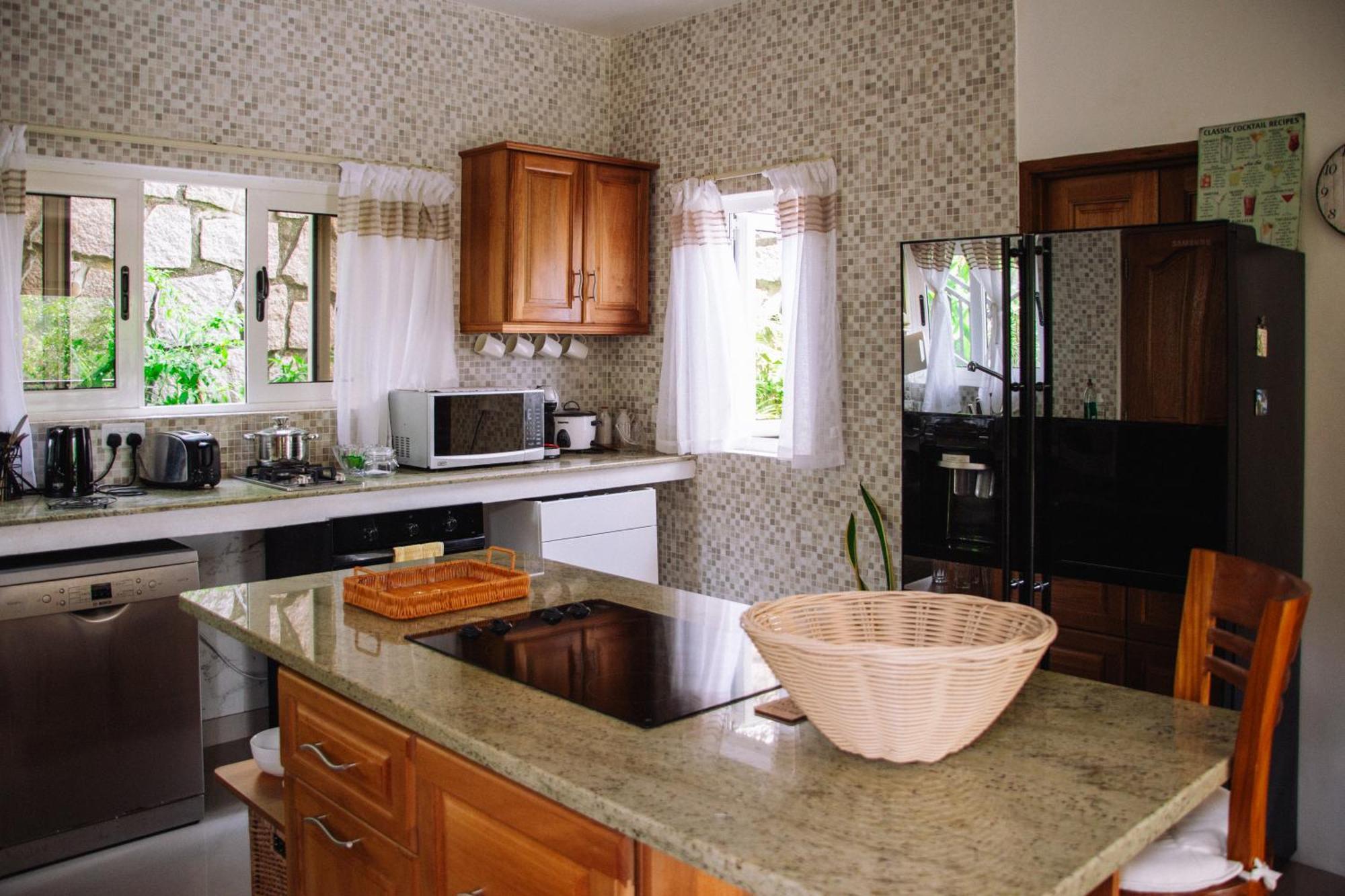 South Hill Villa Anse Royale Ngoại thất bức ảnh